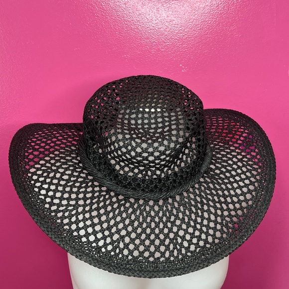Urban Outfitters Accessories - Urban Outfitters black Women's Wide Brim Sun Hat